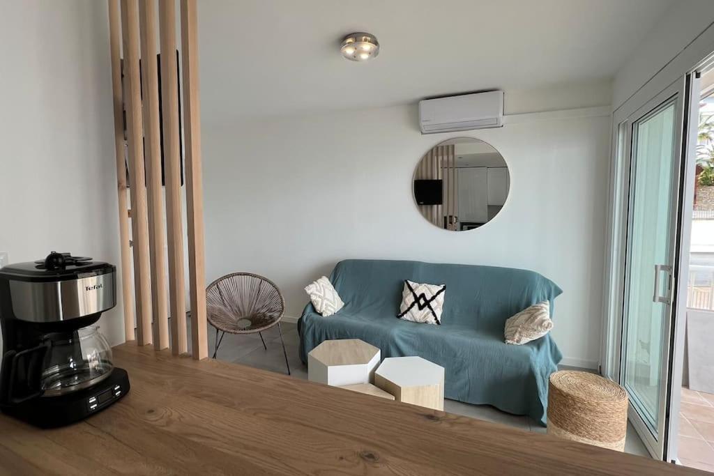 Apartamento Tres Habitaciones Con Vistas Al Mar En Rosas Exterior foto